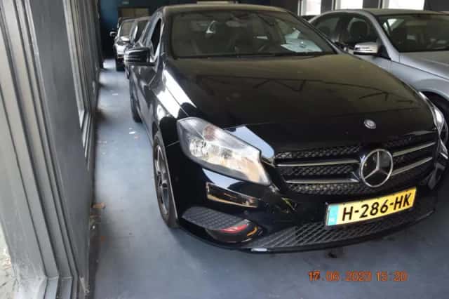 Mercedes-Benz A-Klasse (2013) thumbnail 3