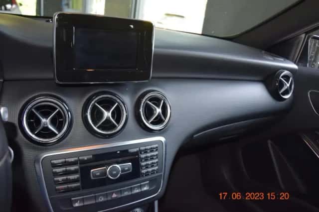 Mercedes-Benz A-Klasse (2013) thumbnail 5