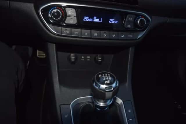 Hyundai i30 (2019) thumbnail 6