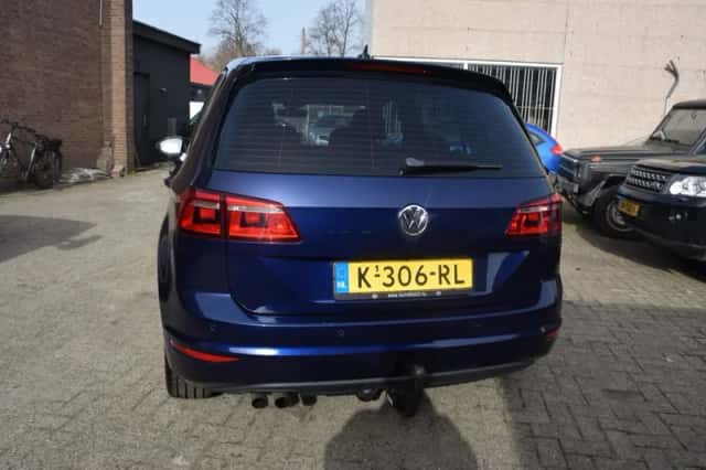 Volkswagen Golf Sportsvan (2017) thumbnail 5