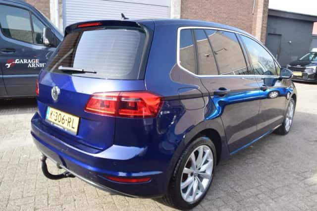 Volkswagen Golf Sportsvan (2017) thumbnail 6