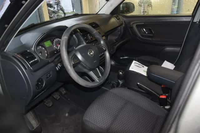 Škoda Fabia (2014) thumbnail 6