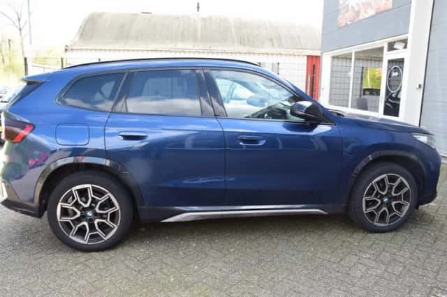 BMW X1 (0) thumbnail 3