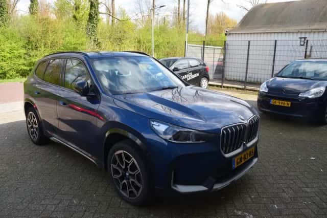BMW X1 (0) thumbnail 4