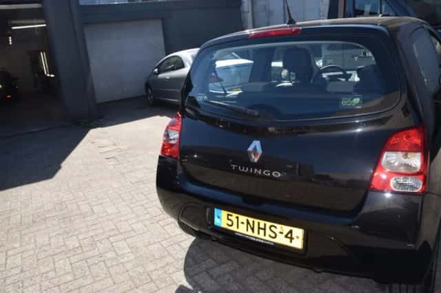 Renault Twingo (2010) thumbnail 5