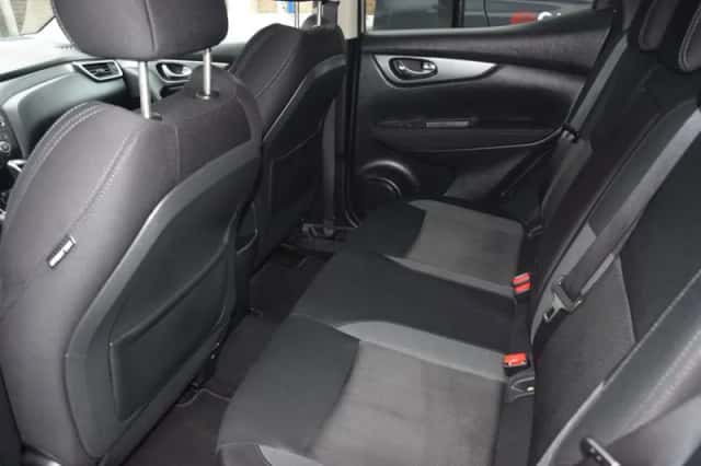 Nissan Qashqai (2018) thumbnail 6