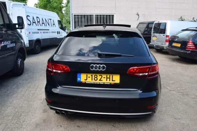 Audi A3 (2016) thumbnail 5
