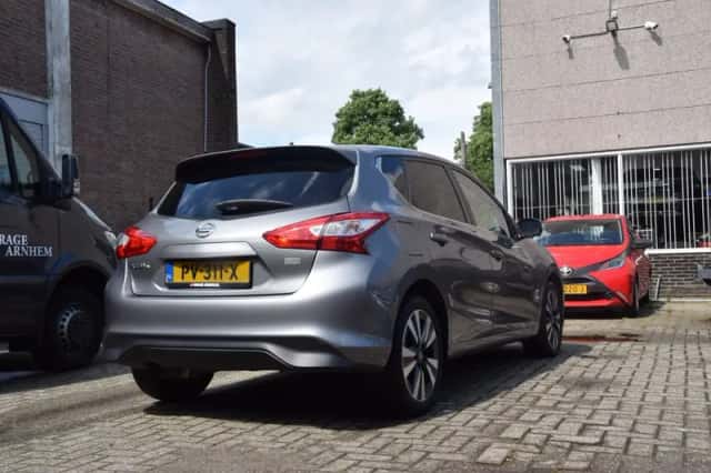 Nissan Pulsar (2017) thumbnail 2