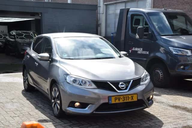 Nissan Pulsar (2017) thumbnail 3