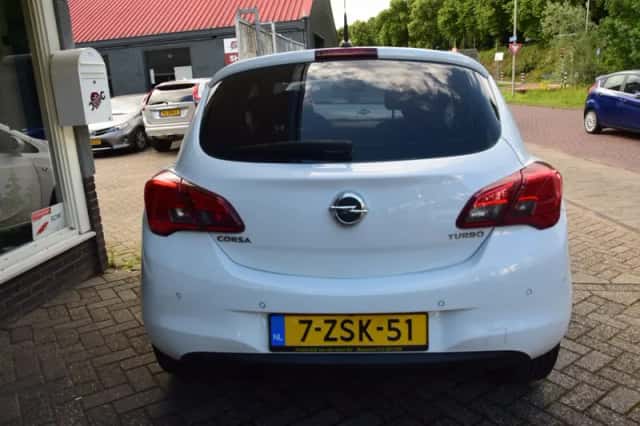 Opel Corsa (2015) thumbnail 6