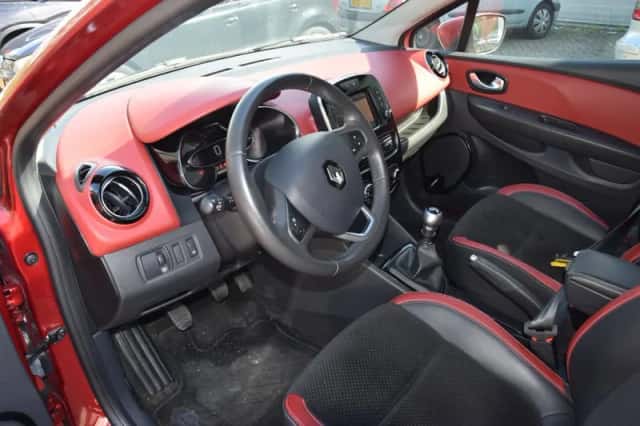 Renault Clio (2016) thumbnail 6
