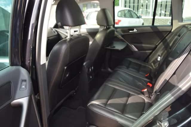 Volkswagen Tiguan (2009) thumbnail 4