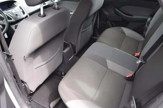 Ford Focus (2013) thumbnail 4