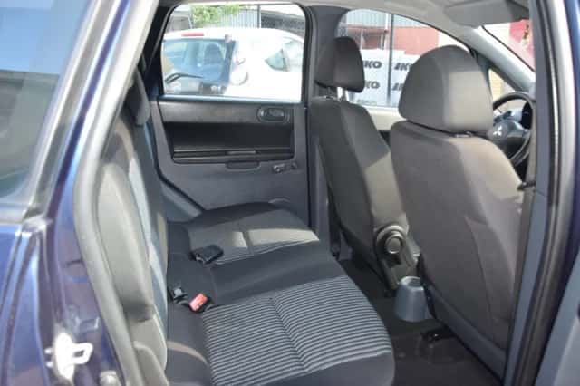 Mitsubishi Colt (2008) thumbnail 4