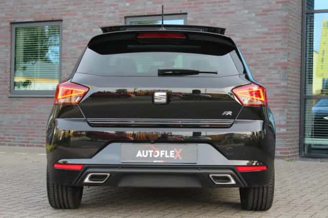 SEAT Ibiza (2023) thumbnail 6