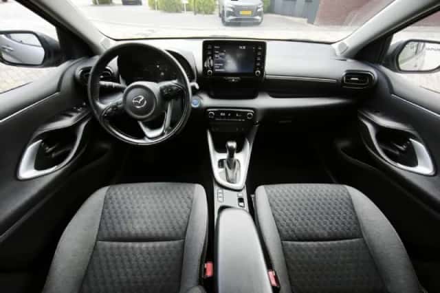 Mazda 2 Hybrid (2023) thumbnail 3