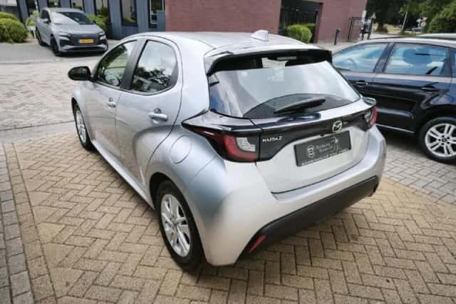 Mazda 2 Hybrid (2023) thumbnail 5