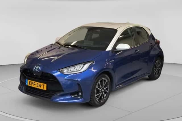 Toyota Yaris (2022) thumbnail 3