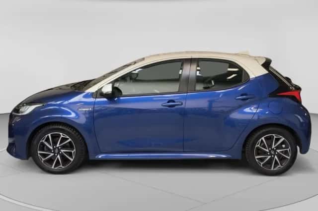 Toyota Yaris (2022) thumbnail 4