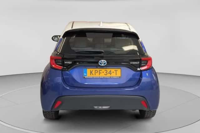 Toyota Yaris (2022) thumbnail 6