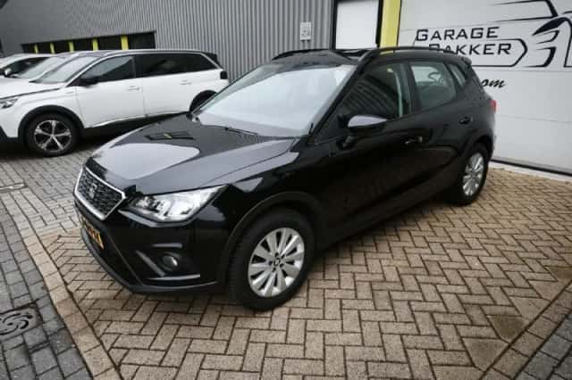 SEAT Arona (2019) thumbnail 5