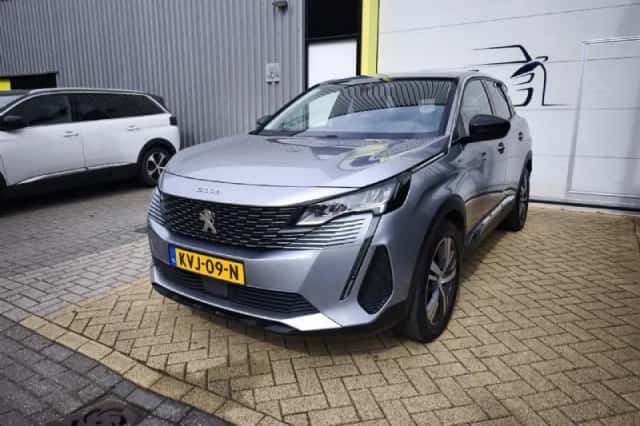 Peugeot 3008 (2022) thumbnail 6