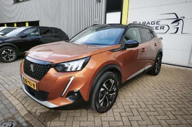Peugeot 2008 (2021) thumbnail 5