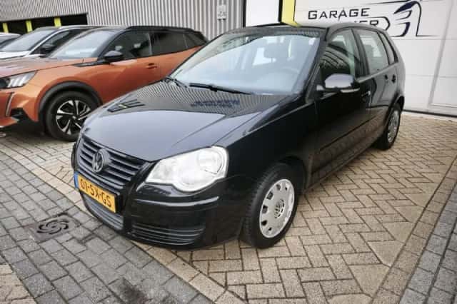 Volkswagen Polo (2006) thumbnail 3