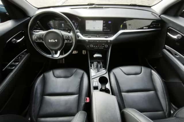 Kia Niro (2022) thumbnail 3