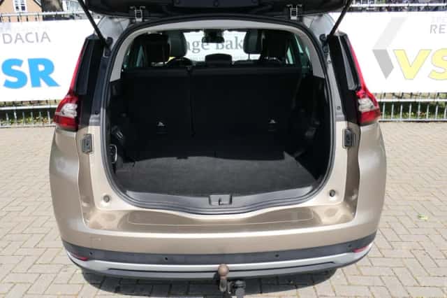 Renault Grand Scénic (2016) thumbnail 6