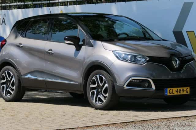 Renault Captur (2015) thumbnail 1