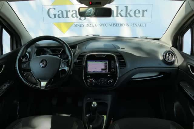 Renault Captur (2015) thumbnail 3