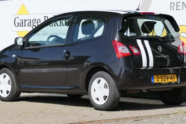 Renault Twingo (2014) thumbnail 2