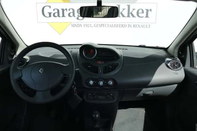 Renault Twingo (2014) thumbnail 3