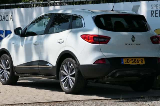 Renault Kadjar (2016) thumbnail 2
