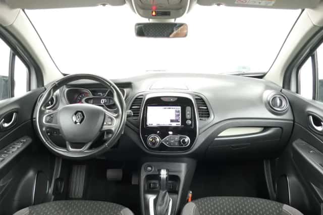 Renault Captur (2018) thumbnail 3