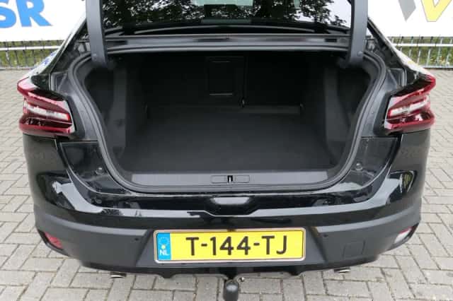 Citroën C4 X (2023) thumbnail 6