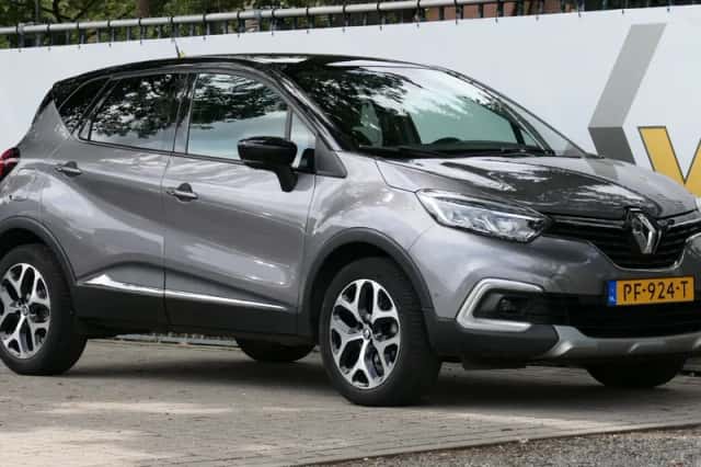 Renault Captur (2017) thumbnail 1