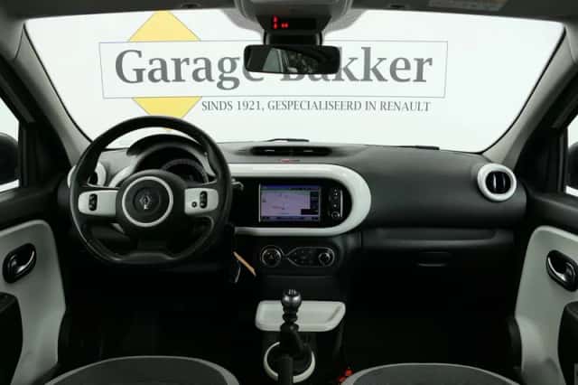 Renault Twingo (2018) thumbnail 3