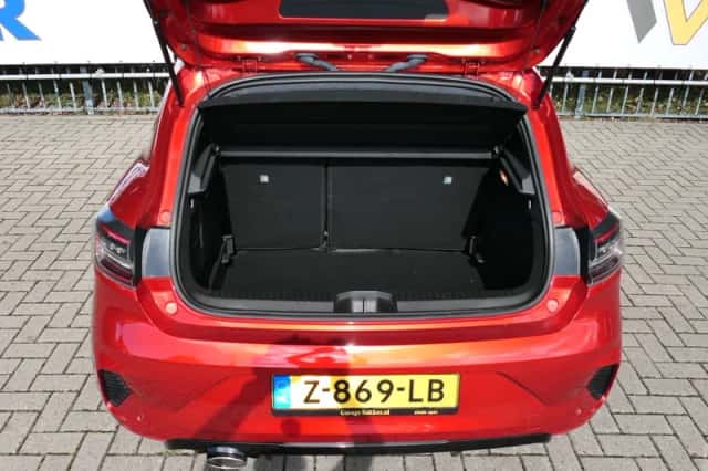 Renault Clio (2024) thumbnail 6
