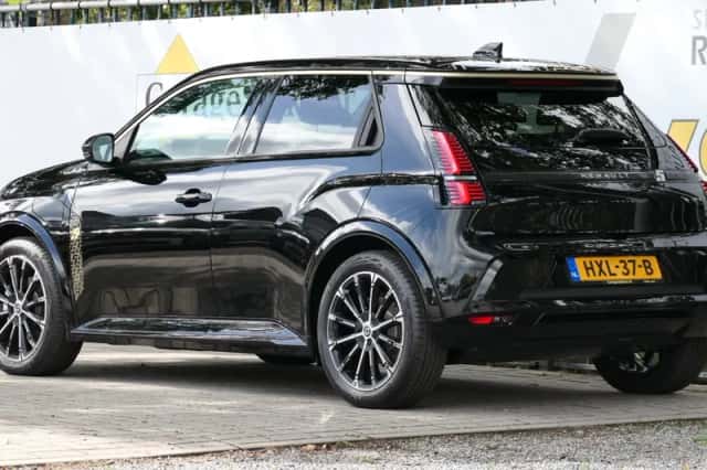 Renault 5 (2025) thumbnail 2