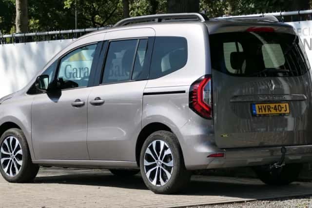 Renault Kangoo (2024) thumbnail 2