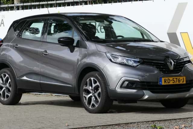 Renault Captur (2017) thumbnail 1