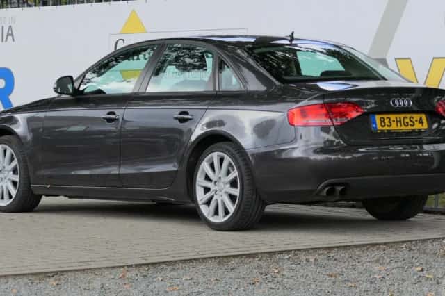 Audi A4 (2008) thumbnail 2