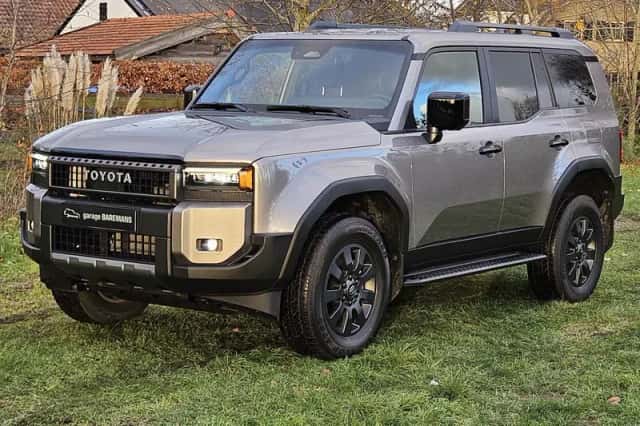 Toyota Land Cruiser (2024) thumbnail 1
