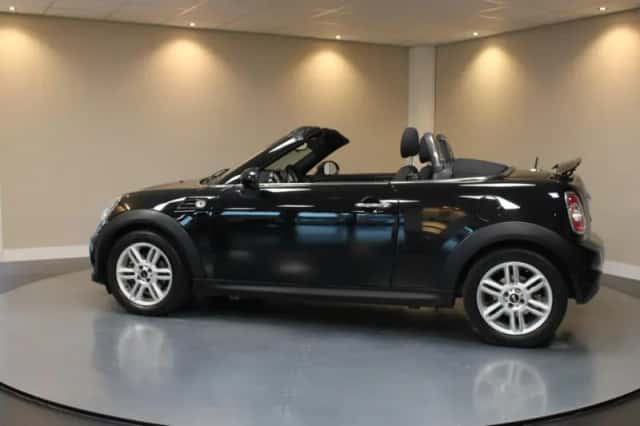 MINI Roadster (2013) thumbnail 2