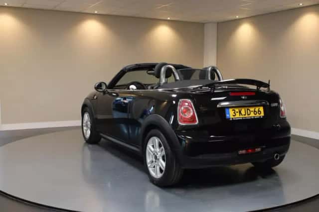MINI Roadster (2013) thumbnail 4