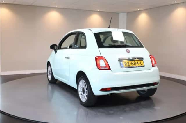 Fiat 500 (2018) thumbnail 3