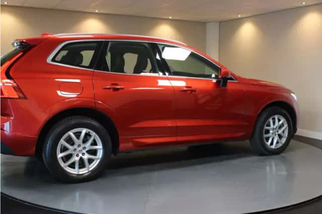 Volvo XC60 (2019) thumbnail 6