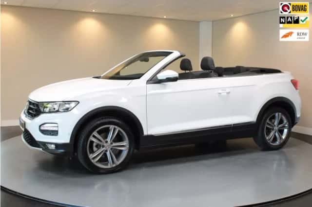 Volkswagen T-Roc (2020) thumbnail 1